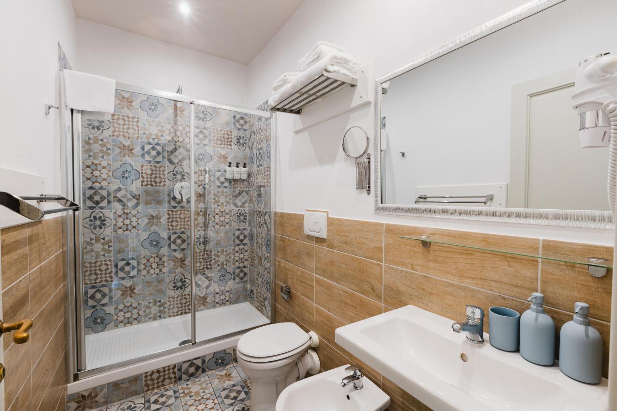 Am Collection Cavour Bed & Breakfast ฟลอเรนซ์ ภายนอก รูปภาพ