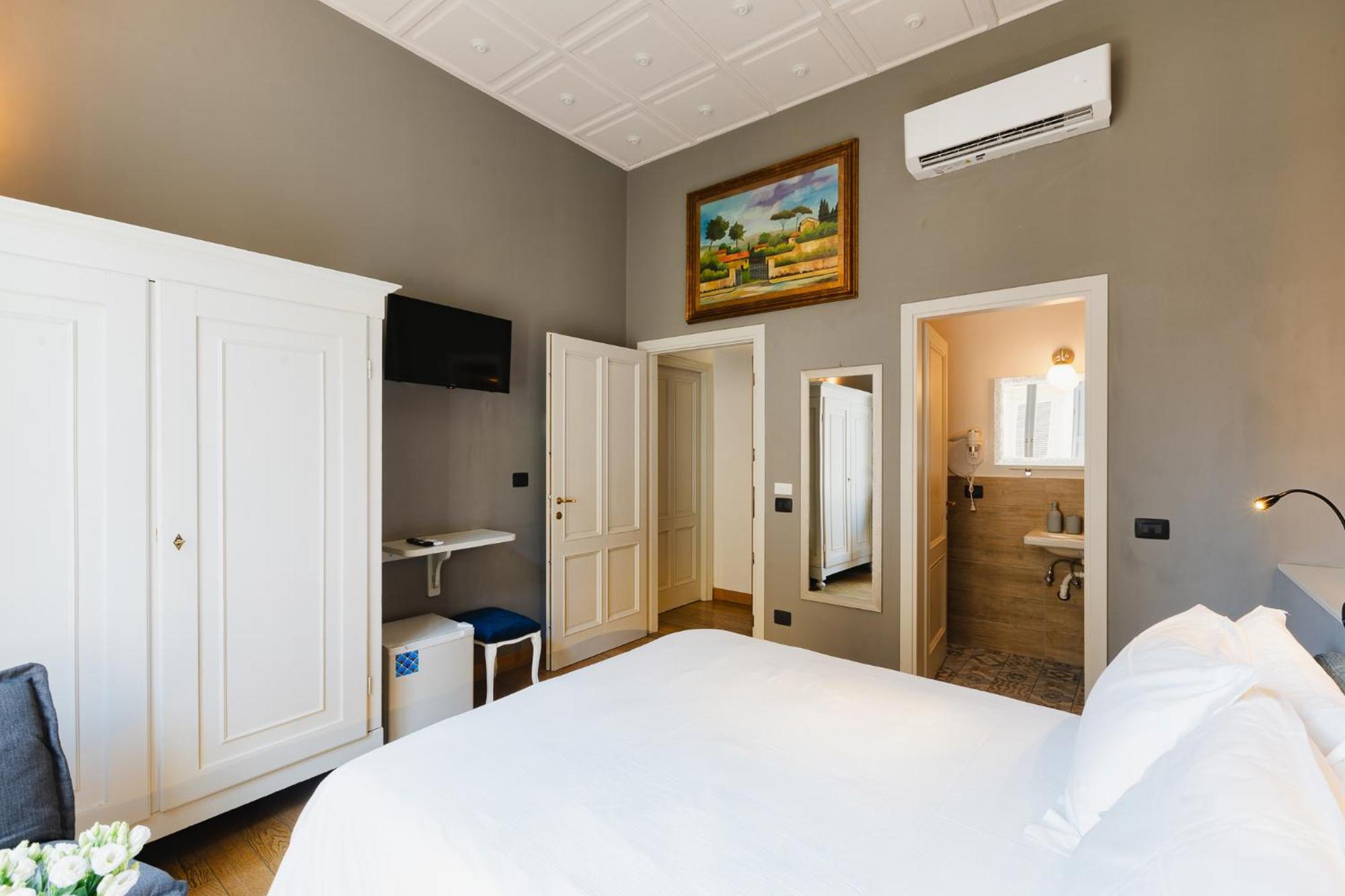 Am Collection Cavour Bed & Breakfast ฟลอเรนซ์ ภายนอก รูปภาพ