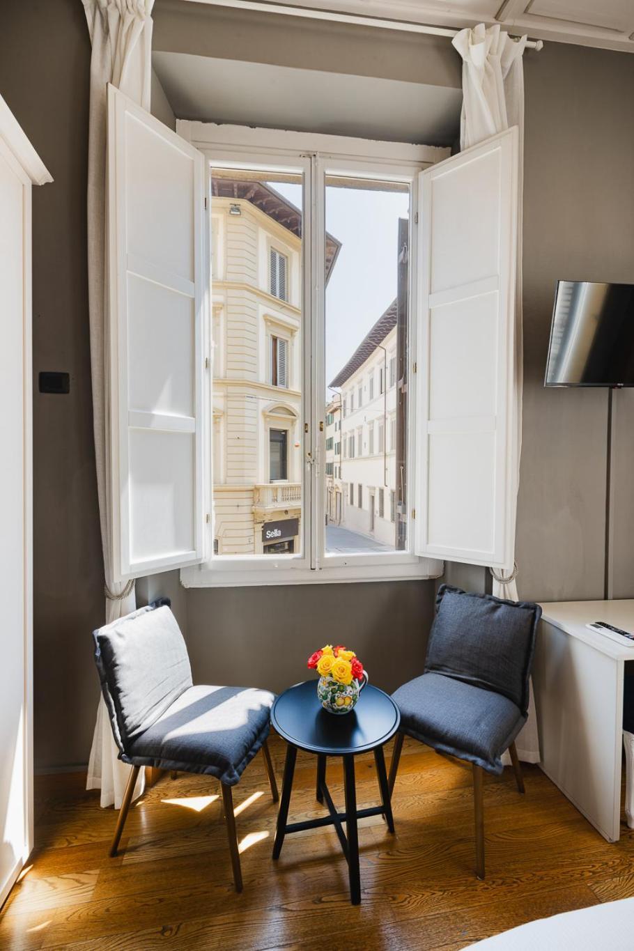 Am Collection Cavour Bed & Breakfast ฟลอเรนซ์ ภายนอก รูปภาพ